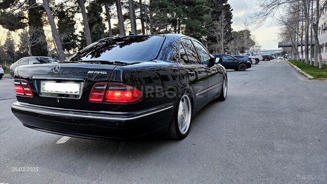 Mercedes E 220 d 2000, 310,000 km - 2.2 л - Bakı