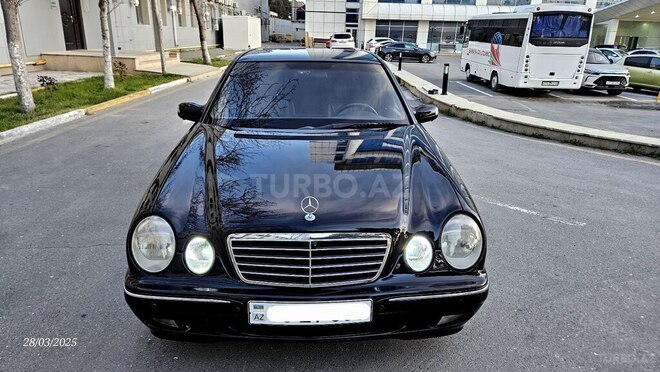 Mercedes E 220 d 2000, 310,000 km - 2.2 л - Bakı