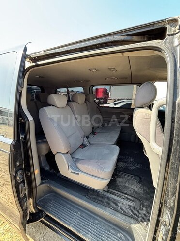 Hyundai H-1 2009, 370,000 km - 2.5 л - Bakı