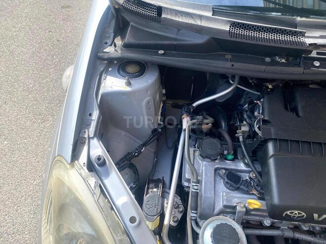 Toyota Vitz 2000, 275,800 km - 1.0 l - Bakı