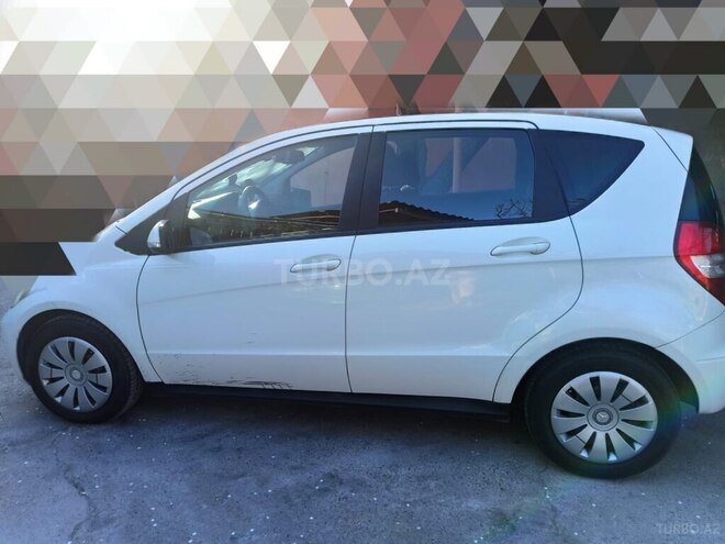 Mercedes A 180 2010, 220,500 km - 1.7 l - Bakı