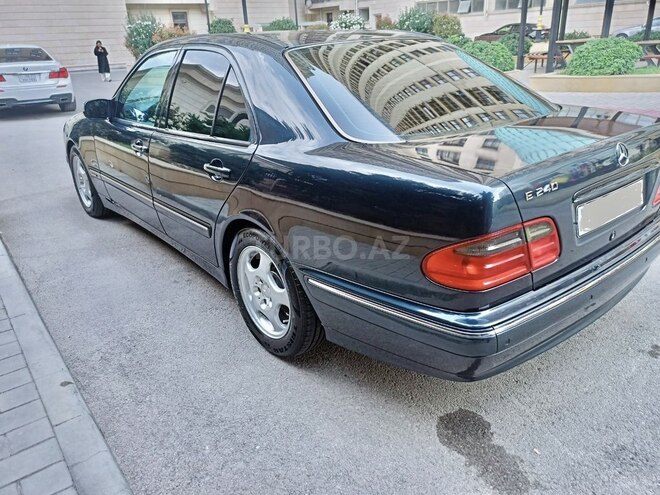 Mercedes E 240 1999, 390,000 km - 2.4 l - Bakı