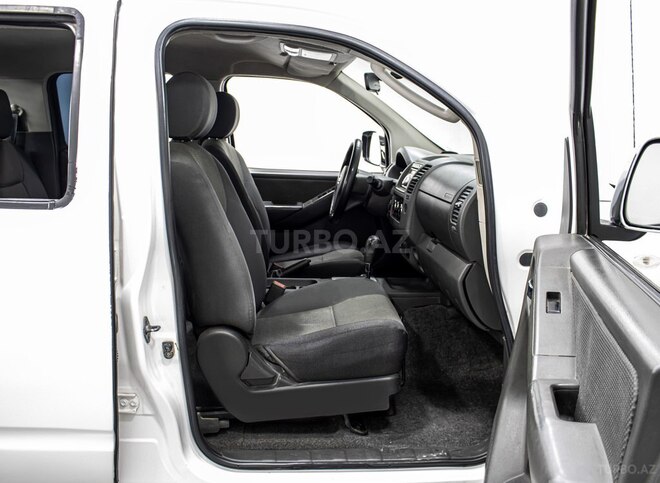 Nissan Navara 2014, 377,117 km - 2.5 l - Bakı