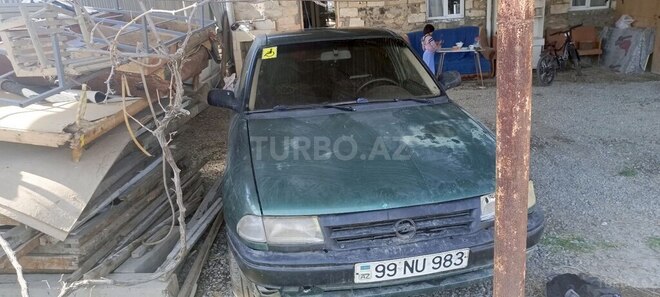 Opel Astra 1996, 95,000 km - 1.7 l - Gəncə