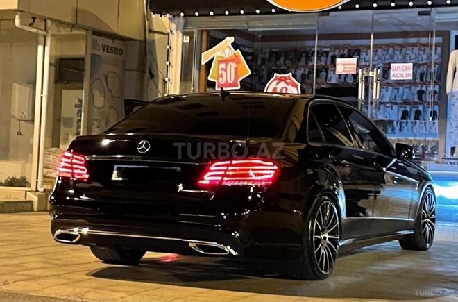 Mercedes E 250 2009, 320,000 km - 1.8 l - Bakı