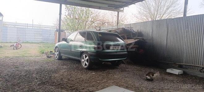 Opel Astra 1996, 95,000 km - 1.7 l - Gəncə