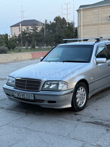 Mercedes C 180 2000, 330,000 km - 1.8 l - Bakı