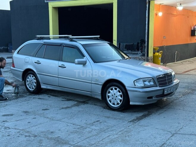 Mercedes C 180 2000, 330,000 km - 1.8 l - Bakı