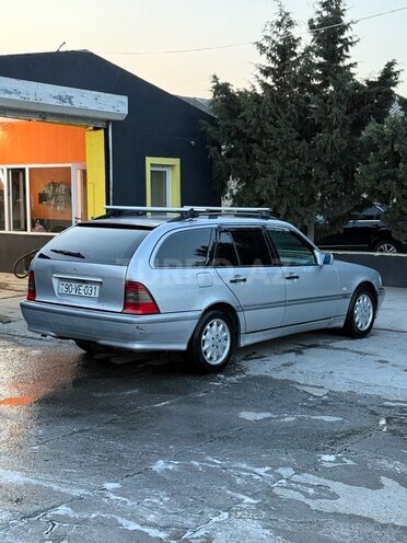 Mercedes C 180 2000, 330,000 km - 1.8 l - Bakı