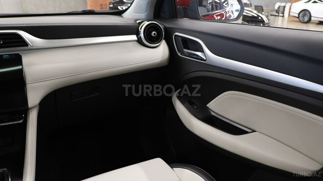 MG ZS-17