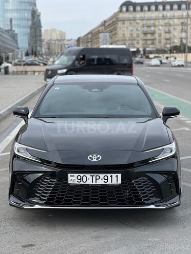 Toyota Camry-1