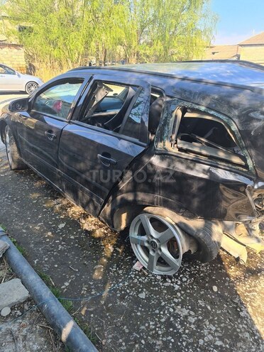 Opel Astra 2005, 100,000 km - 1.4 l - Yevlax