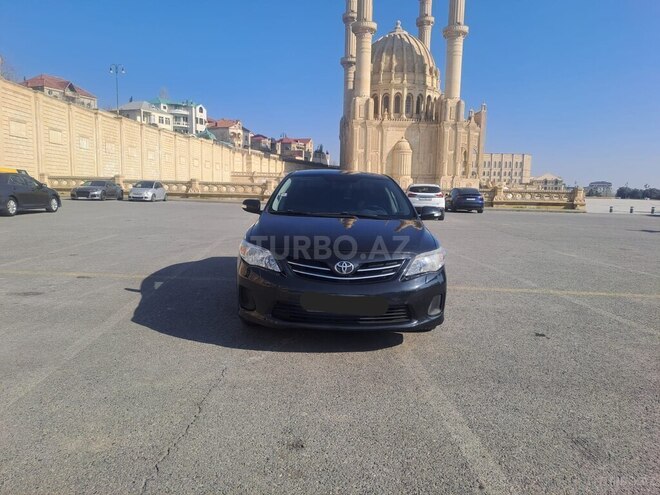 Toyota Corolla 2013, 283,000 km - 1.6 l - Bakı