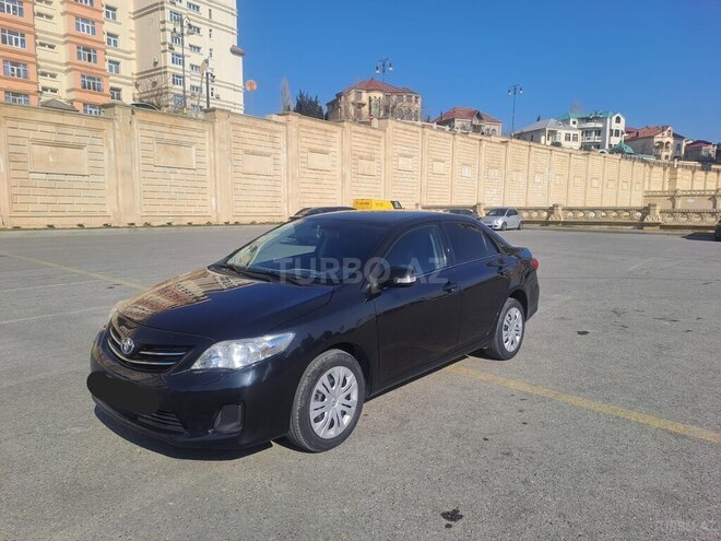Toyota Corolla 2013, 283,000 km - 1.6 l - Bakı