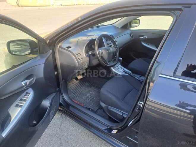 Toyota Corolla 2013, 283,000 km - 1.6 l - Bakı
