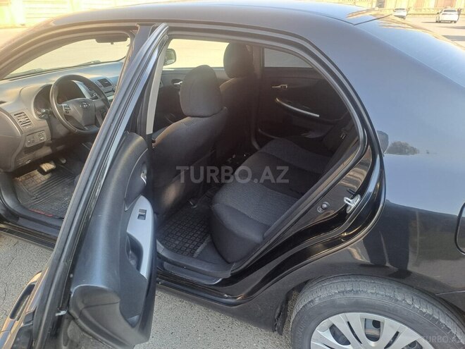 Toyota Corolla 2013, 283,000 km - 1.6 l - Bakı