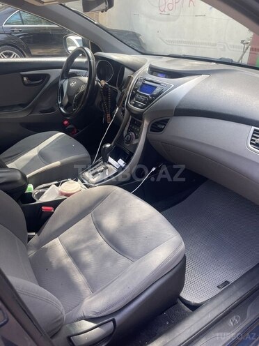 Hyundai Elantra 2013, 218,871 km - 1.6 l - Bakı