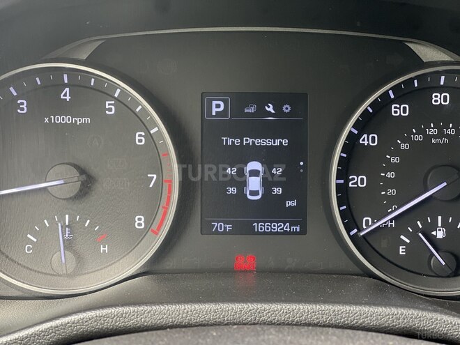 Hyundai Elantra 2017, 268,793 km - 2.0 л - Bakı