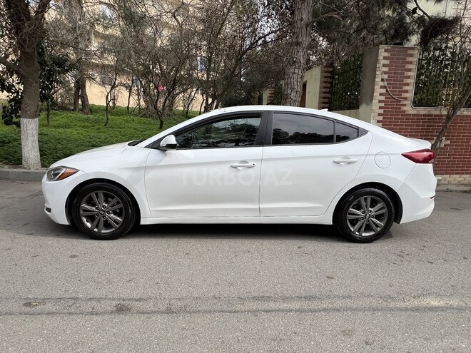 Hyundai Elantra 2017, 268,793 km - 2.0 л - Bakı