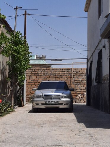 Mercedes C 200 2000, 494,000 km - 2.0 l - Bakı