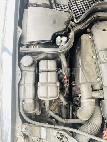 Mercedes E 270 2001, 450,000 km - 2.7 l - Bakı