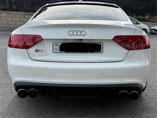 Audi S5 2010, 143,633 km - 4.2 l - Bakı