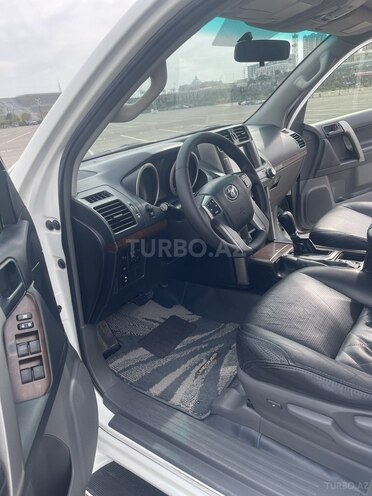 Toyota Land Cruiser Prado 2012, 234,851 km - 2.7 l - Bakı