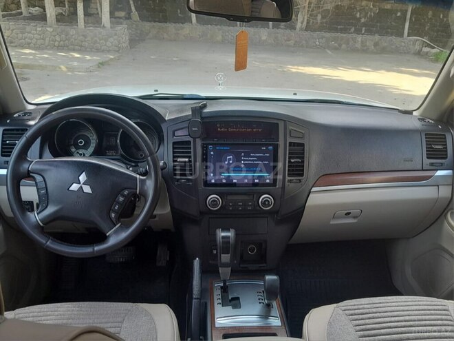 Mitsubishi Pajero 2007, 266,000 km - 3.8 л - Bakı