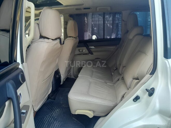 Mitsubishi Pajero 2007, 266,000 km - 3.8 л - Bakı
