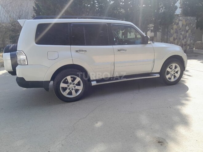 Mitsubishi Pajero 2007, 266,000 km - 3.8 л - Bakı