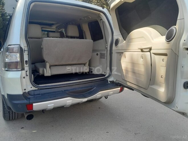 Mitsubishi Pajero 2007, 266,000 km - 3.8 л - Bakı
