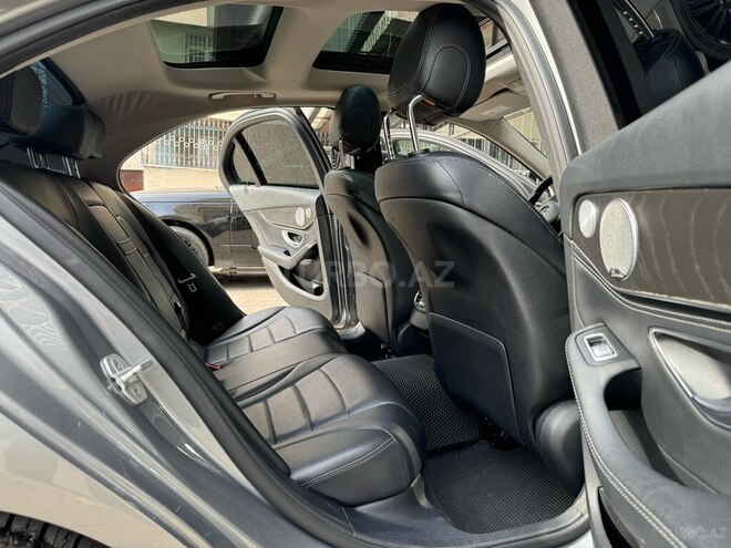 Mercedes C 300 4MATIC 2016, 180,000 km - 2.0 l - Bakı