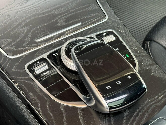 Mercedes C 300 4MATIC 2016, 180,000 km - 2.0 l - Bakı