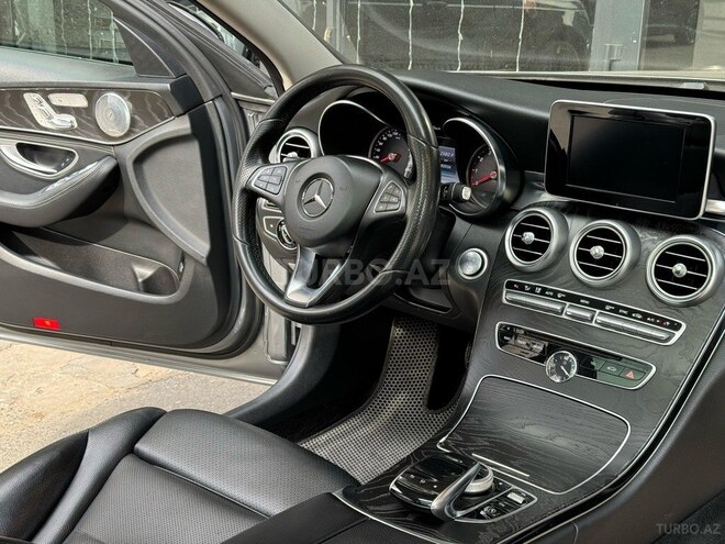 Mercedes C 300 4MATIC 2016, 180,000 km - 2.0 l - Bakı