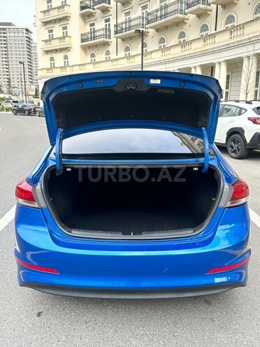 Hyundai Elantra 2017, 150,000 km - 2.0 l - Bakı