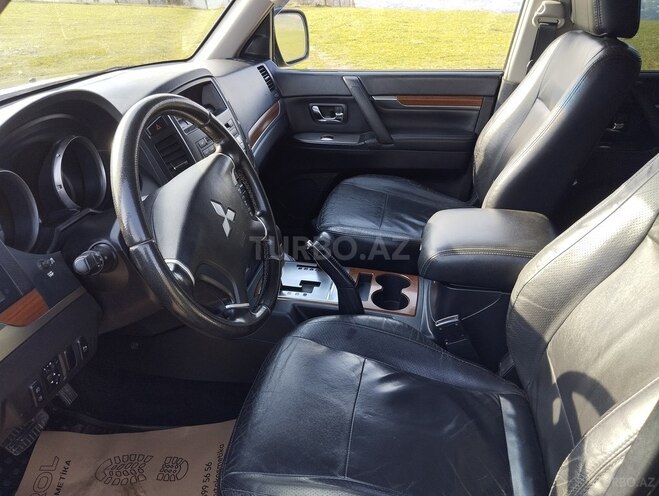 Mitsubishi Pajero 2007, 211,000 km - 3.0 л - Lerik