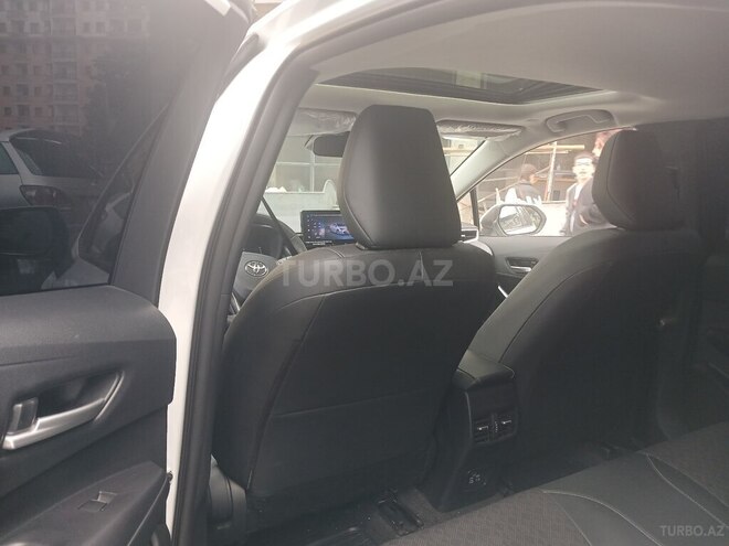 Toyota Corolla 2024, 17,500 km - 1.8 l - Bakı
