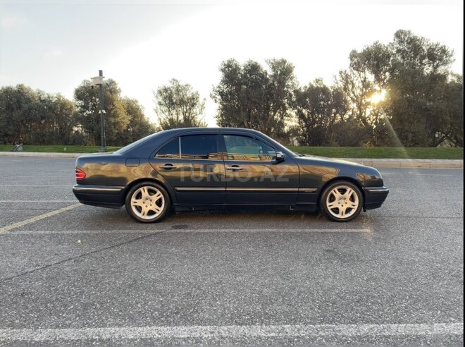 Mercedes E 220 d 2001, 557,000 km - 2.2 l - Bakı
