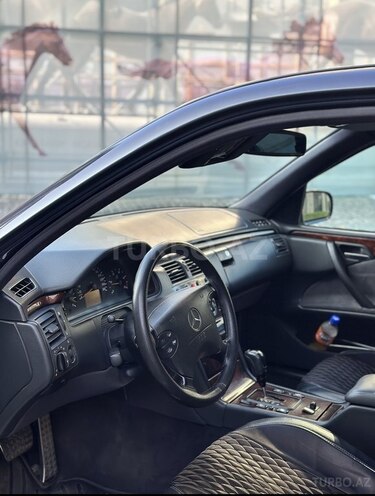 Mercedes E 220 d 2001, 557,000 km - 2.2 l - Bakı