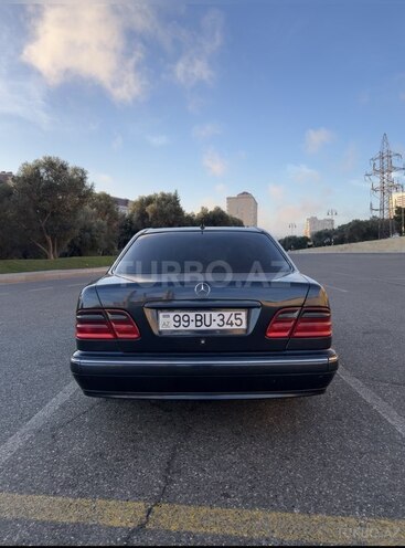 Mercedes E 220 d 2001, 557,000 km - 2.2 l - Bakı