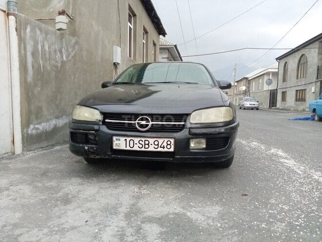 Opel Omega 1996, 333,210 km - 2.0 l - Qax