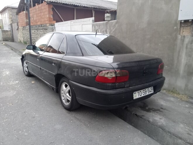 Opel Omega 1996, 333,210 km - 2.0 l - Qax