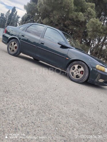 Opel Vectra 1998, 250,000 km - 1.6 l - Sumqayıt