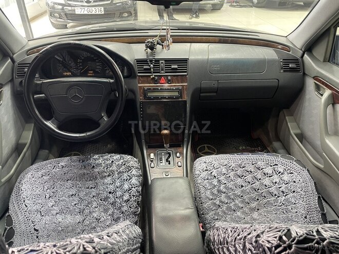 Mercedes C 200-9