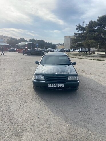Mercedes C 220 d 1999, 334,000 km - 2.2 l - Bakı