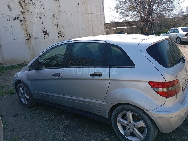 Mercedes B 180 2006, 250,000 km - 1.8 l - Bakı