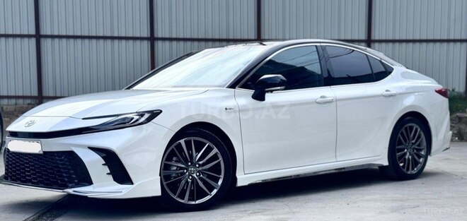 Toyota Camry 2024, 7,800 km - 2.0 l - Bakı