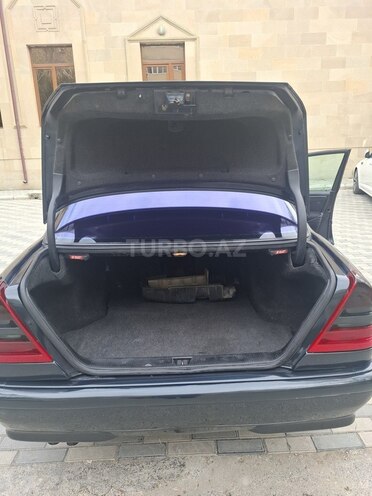 Mercedes C 220 d 2000, 327,700 km - 2.2 l - Sumqayıt