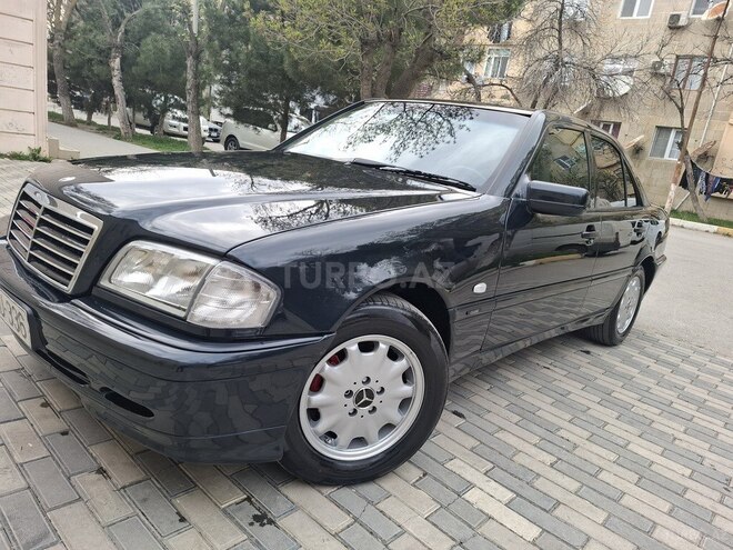 Mercedes C 220 d 2000, 327,700 km - 2.2 l - Sumqayıt