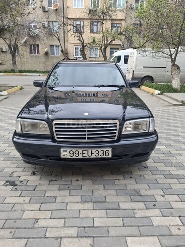 Mercedes C 220 d 2000, 327,700 km - 2.2 l - Sumqayıt
